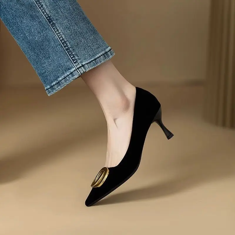 2026 Spring and Autumn French-Style High-Heeled Shoes for Women, Pointed Toe, Shallow Mouth, Elegant Black Commuting Mid-Heel Professional Stiletto Work Shoes — feature 4