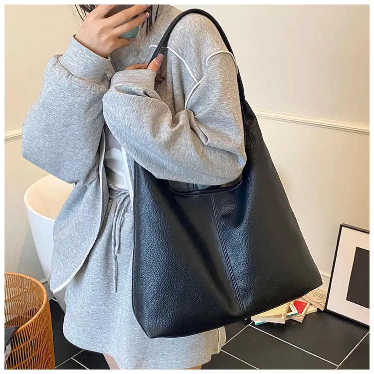 Women's Underarm Bag Summer 2025 Large Capacity Shoulder Bag — feature 19