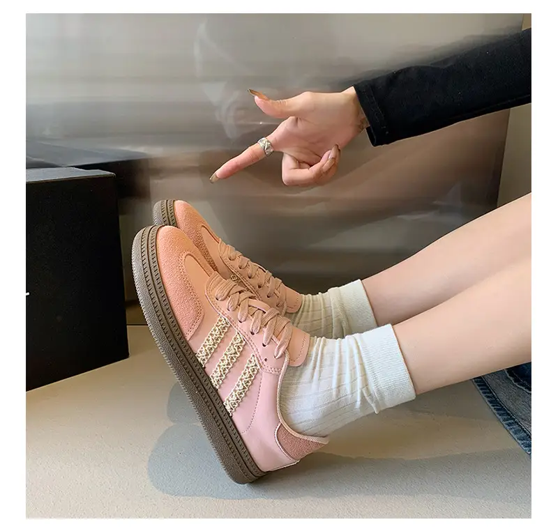 Women's Pink & White Retro Moral Training Shoes 2025 — feature 21