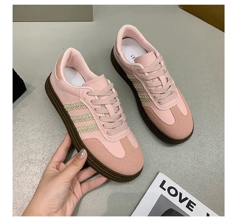 Women's Pink & White Retro Moral Training Shoes 2025 — feature 31