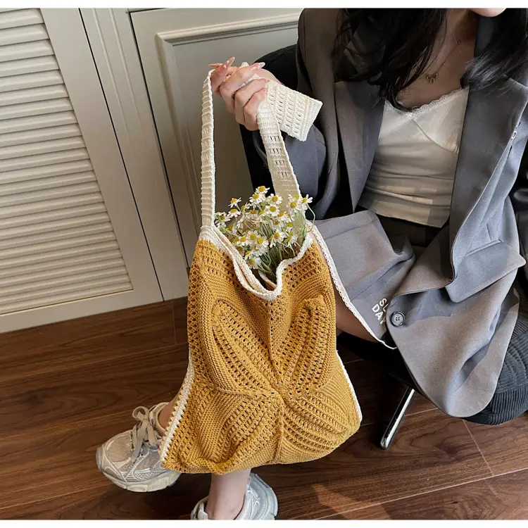Women's Cross-Crochet Hollow Square Tassel Bag — feature 11