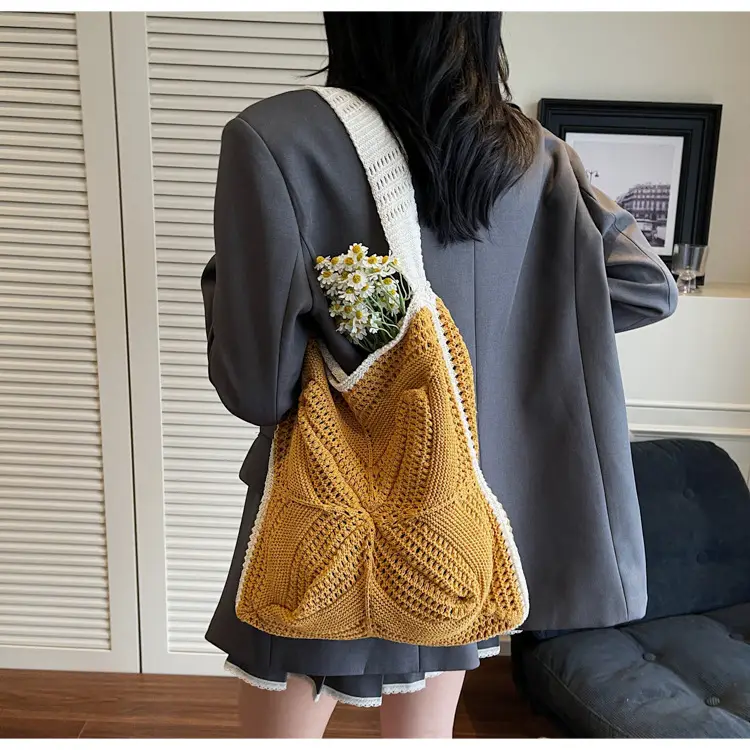 Women's Cross-Crochet Hollow Square Tassel Bag — feature 12