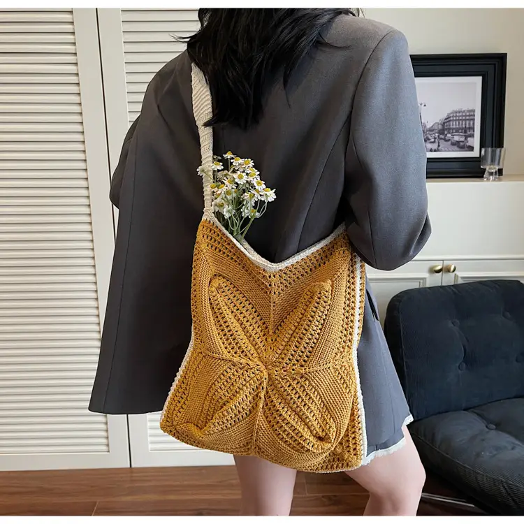 Women's Cross-Crochet Hollow Square Tassel Bag — feature 13