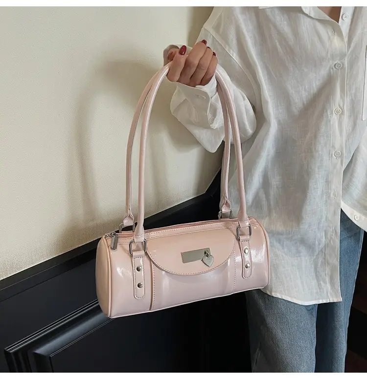 2025 Retro Women Handbags Red Black White — feature 21