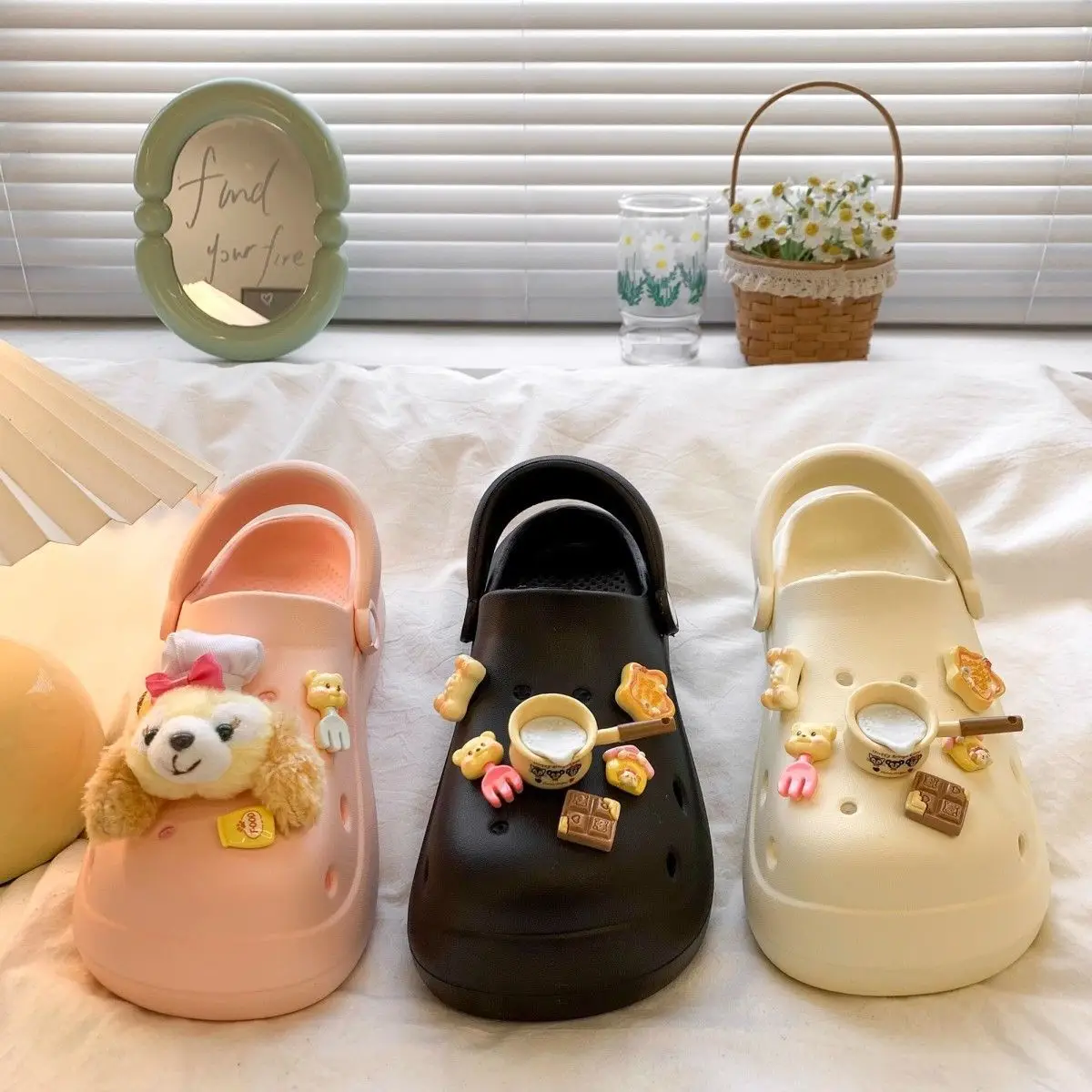 Women's Cartoon Heart Soft Slippers Summer 2025 — feature 13
