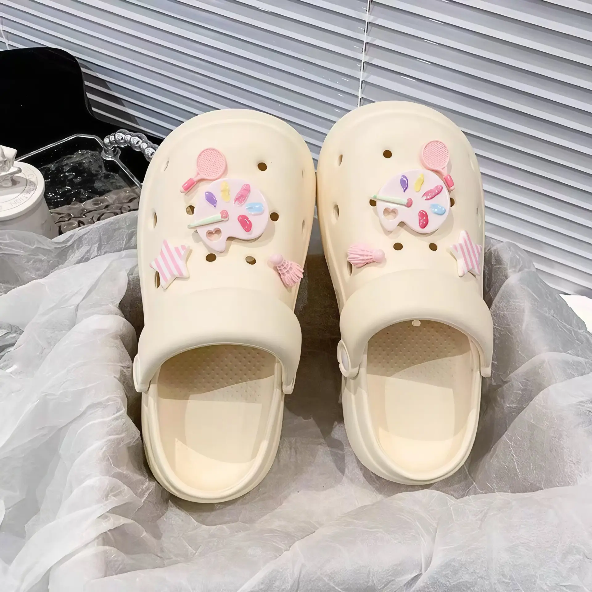 Women's Cartoon Heart Soft Slippers Summer 2025