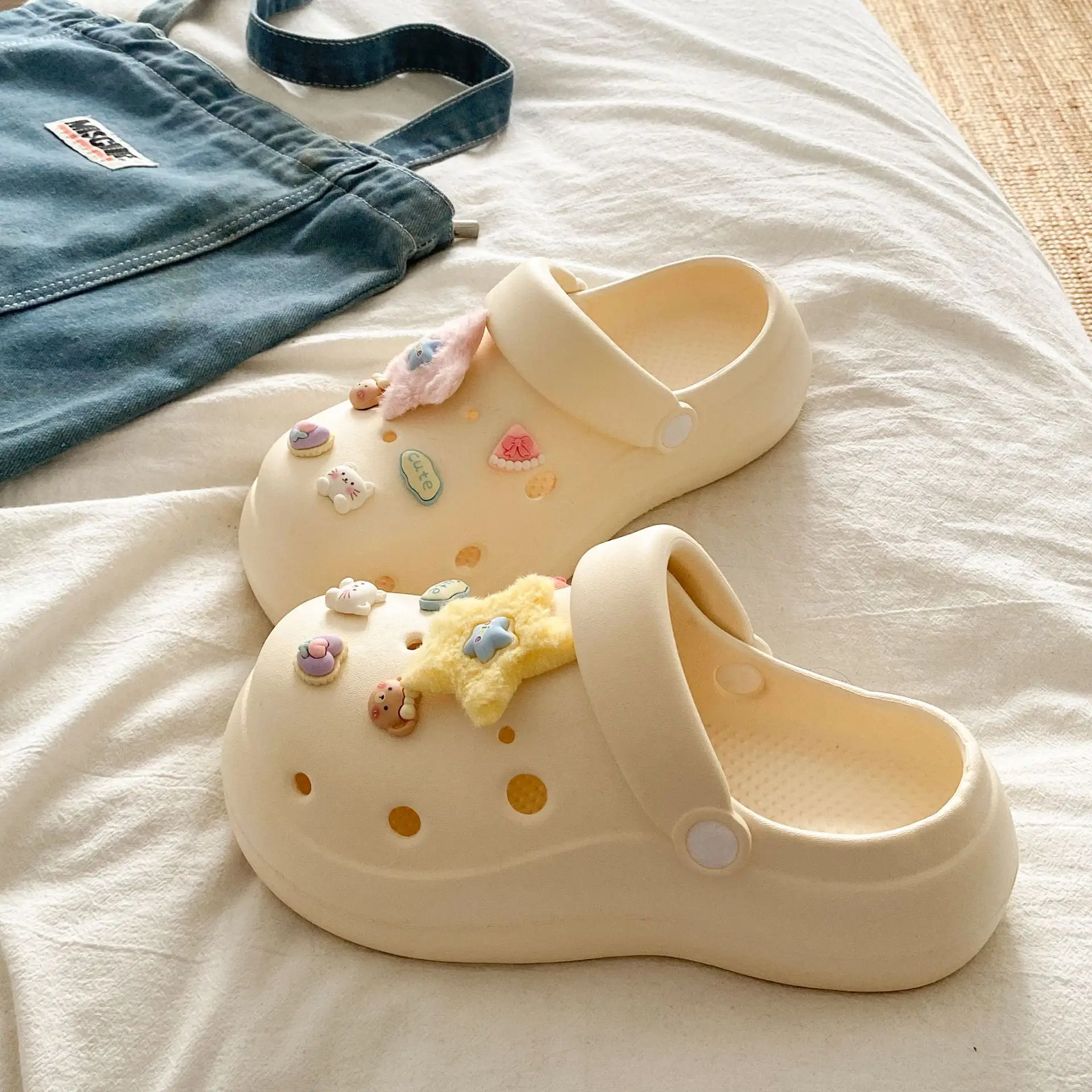 Women's Cartoon Heart Soft Slippers Summer 2025