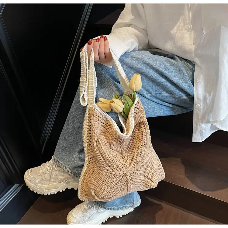 Women's Cream Crossbody Tote Bag with Tassel & Straw Design — feature 15