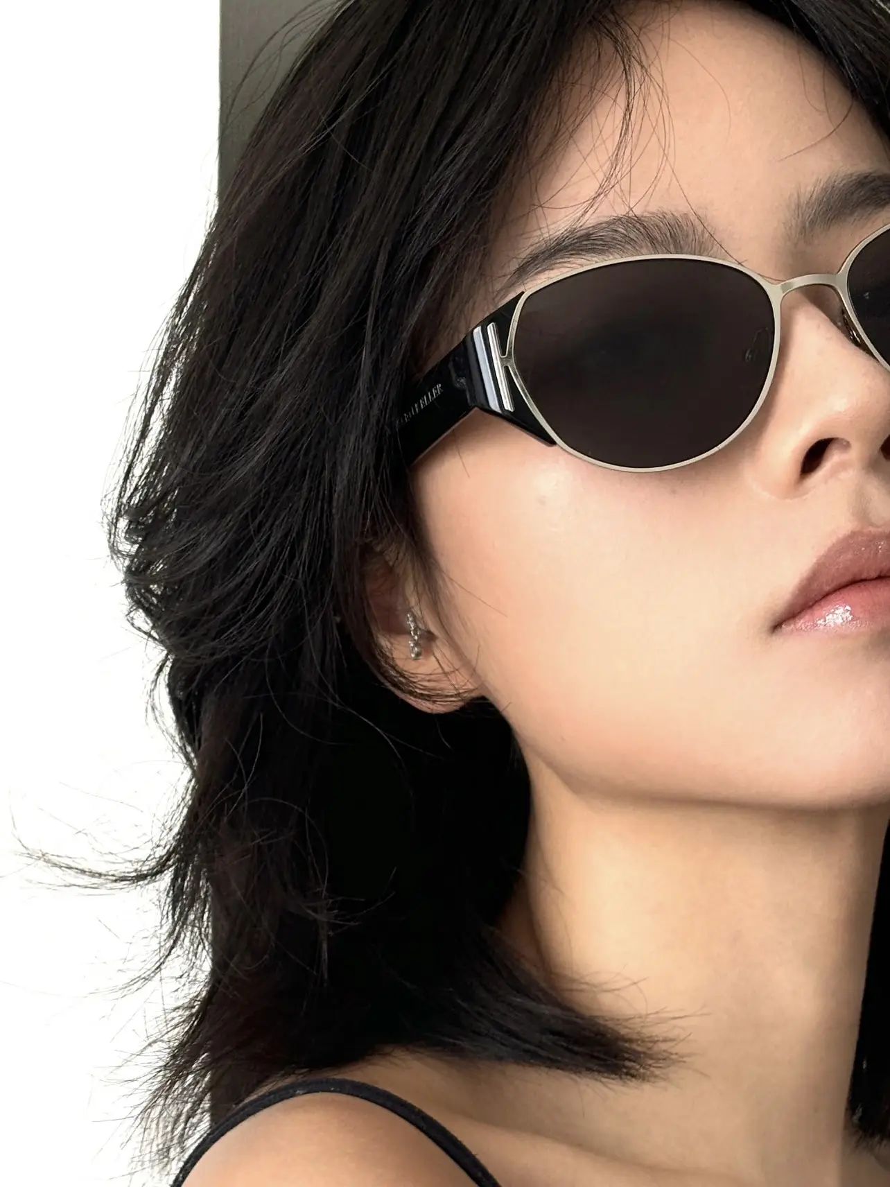 Cat's Eye Sunglasses with UV400 Black Frame β feature 1