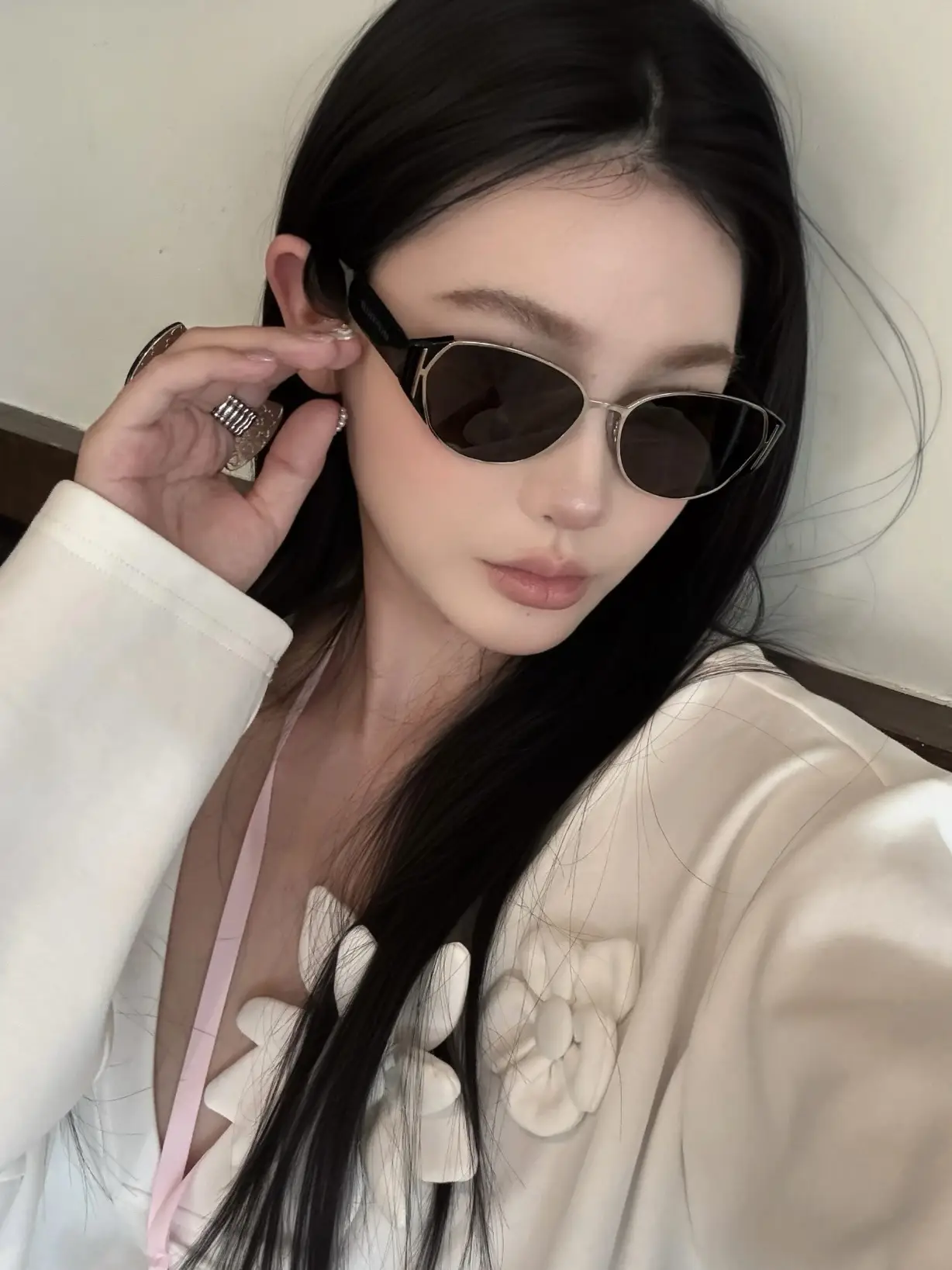 Cat's Eye Sunglasses with UV400 Black Frame β feature 22