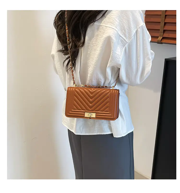 Korean Style Chain Crossbody Bag Beige Square Women's 2025 — feature 19
