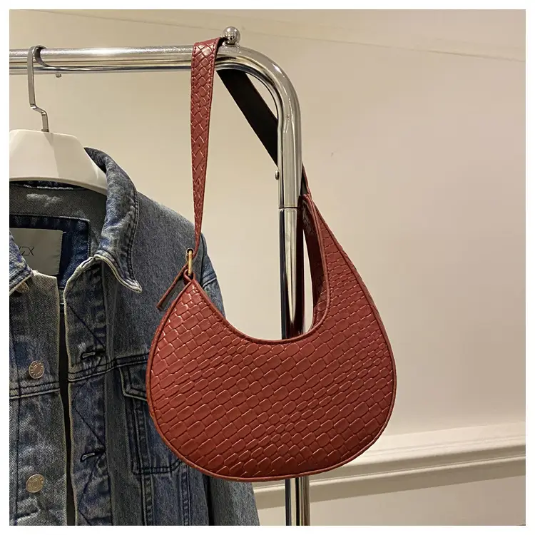 Women's Niche Design Shoulder Bag 2025 — feature 25