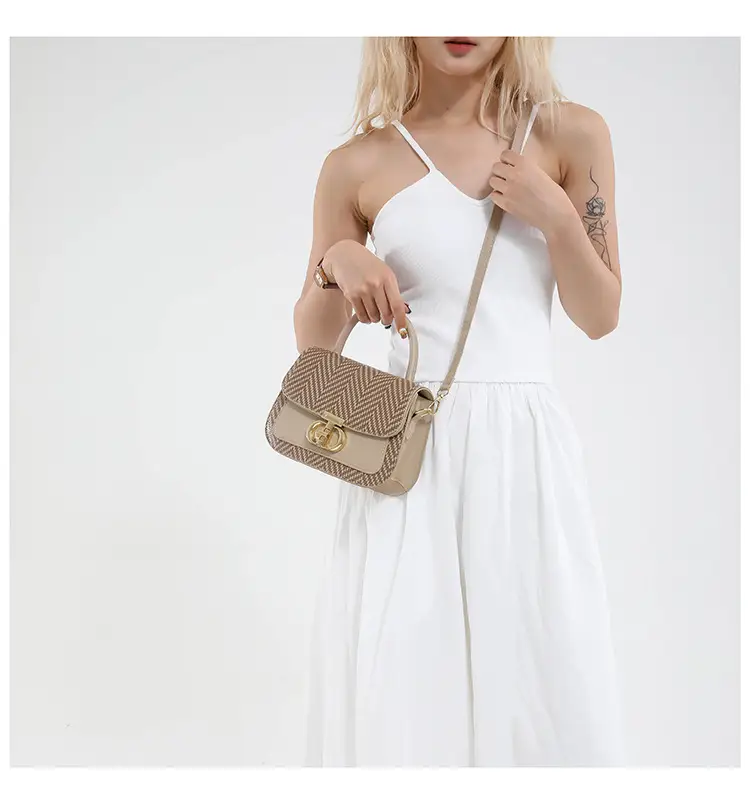 Green Patchwork Crossbody Bag with Lock Buckle 2025 — feature 18