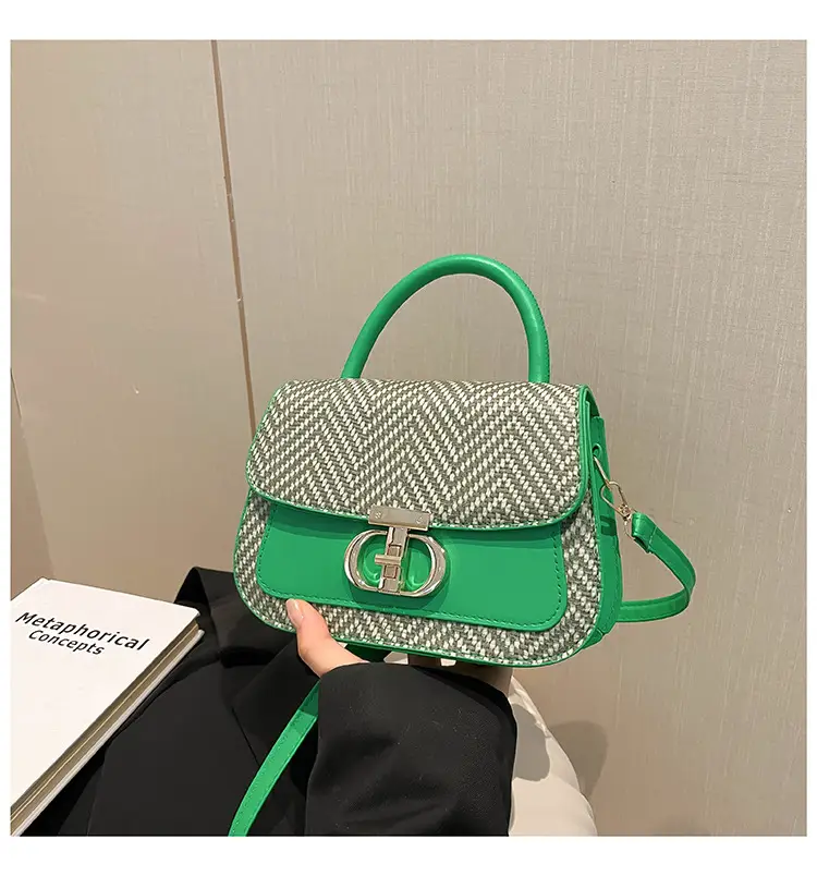 Green Patchwork Crossbody Bag with Lock Buckle 2025 — feature 27
