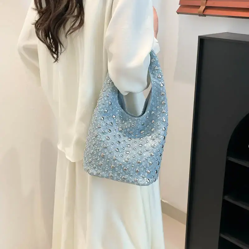 Blue Dot Rivet Women's Shoulder Bag - Image 5