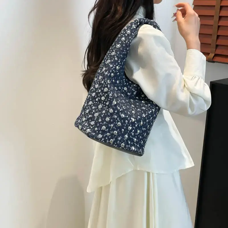 Blue Dot Rivet Women's Shoulder Bag - Image 6