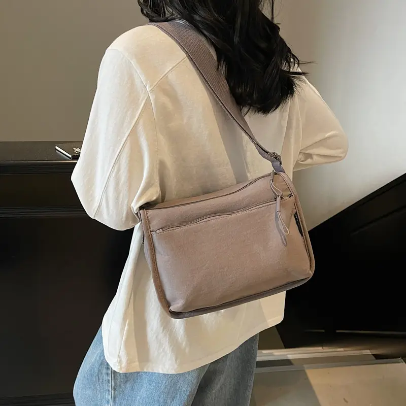 Women's Ultra Light Waterproof Shoulder Bag Niche Design - Image 8