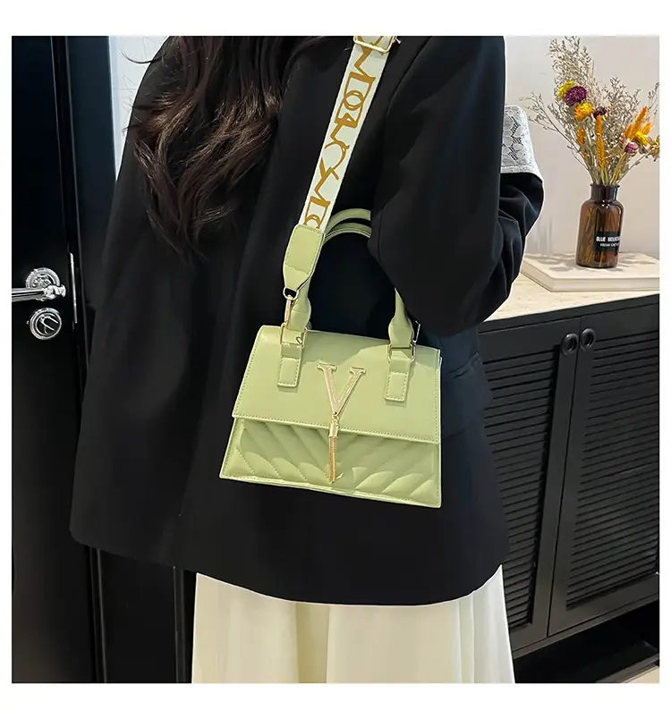 Retro Tassel Embroidery Shoulder Bag Beige 2025 — feature 24