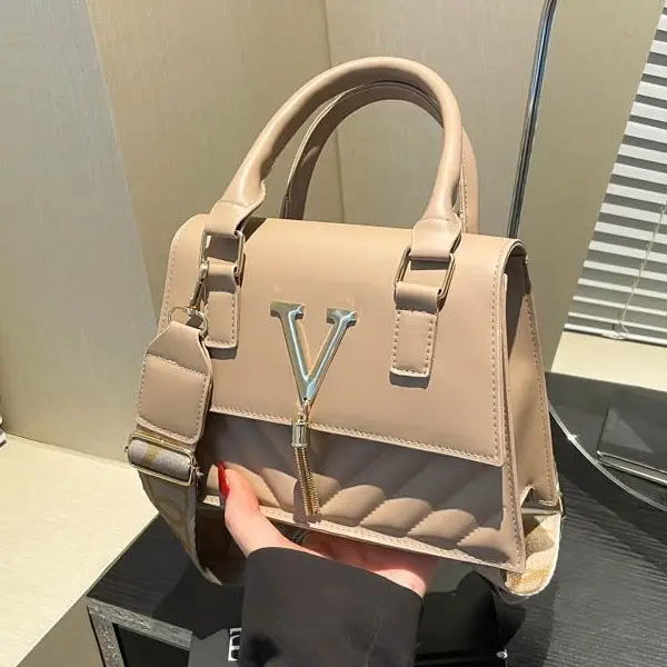 Retro Tassel Embroidery Shoulder Bag Beige 2025 - Image 4