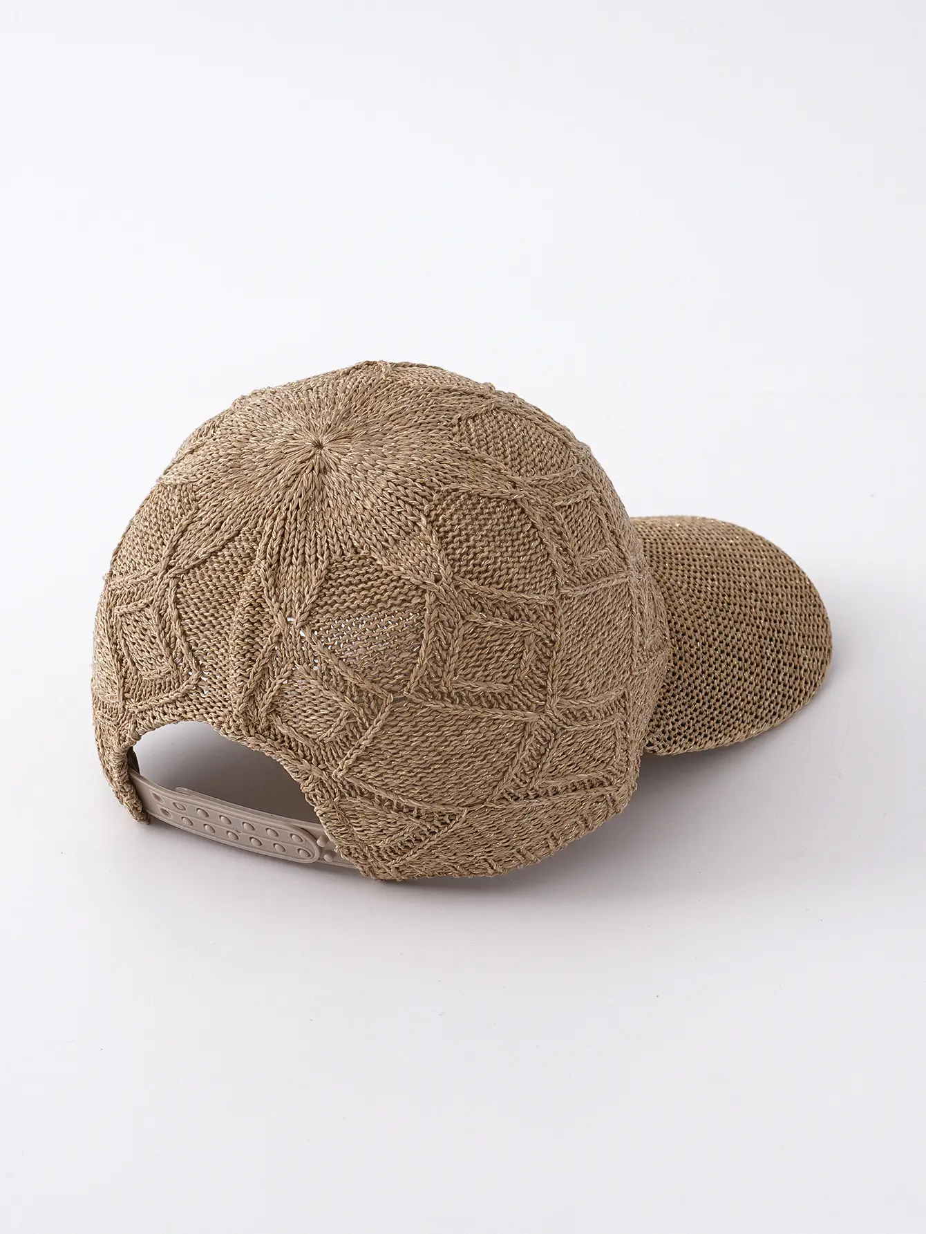 Japanese Style Duckbill Cap for Women Large Head Circumference — feature 3