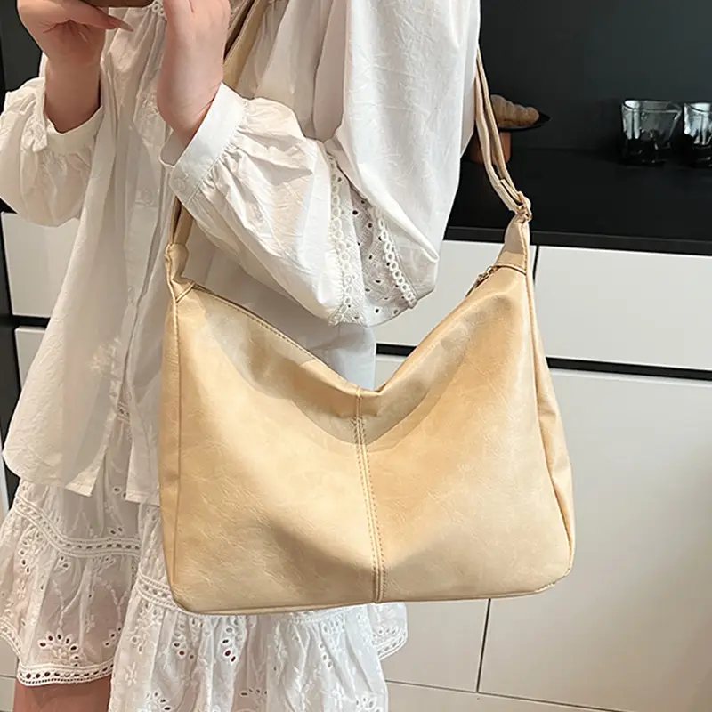 Red Leather Tote Bag for Women Summer Commute - Image 8