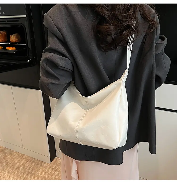 Red Leather Tote Bag for Women Summer Commute — feature 20