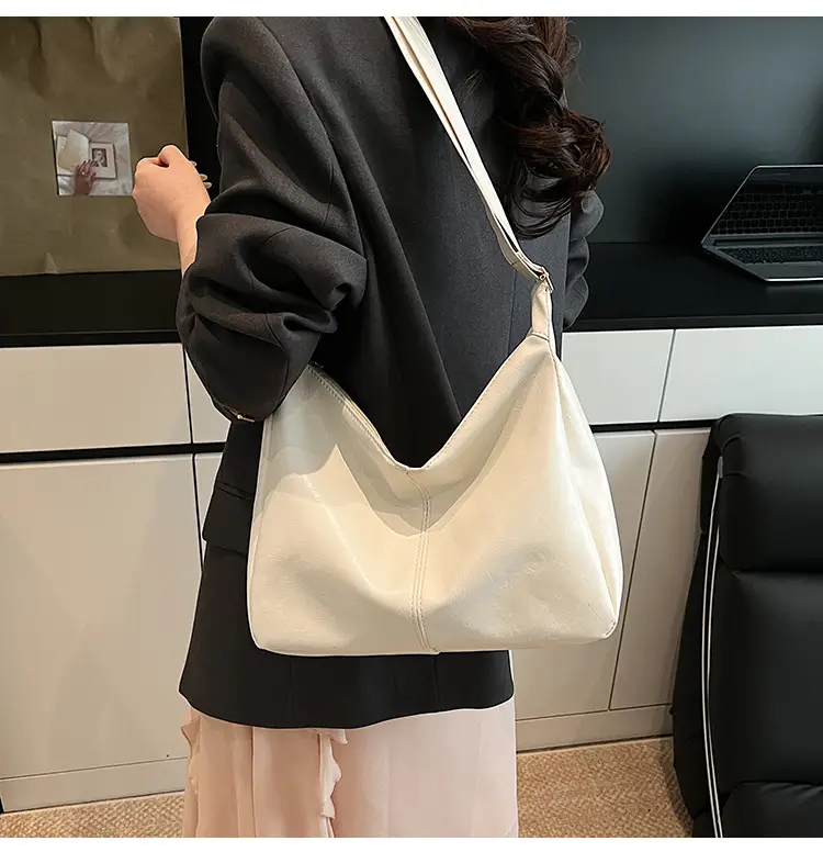 Red Leather Tote Bag for Women Summer Commute — feature 21
