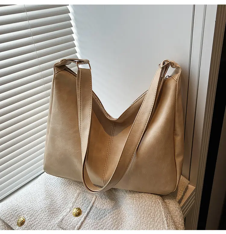 Red Leather Tote Bag for Women Summer Commute — feature 38