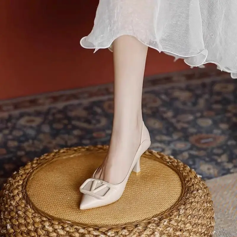 French-Style Pointed-Toe High Heels for Women, Stiletto Heels, 2026 Spring and Autumn New Style, Elegant and Sophisticated Square Buckle Single Shoes, Work Shoes — feature 1