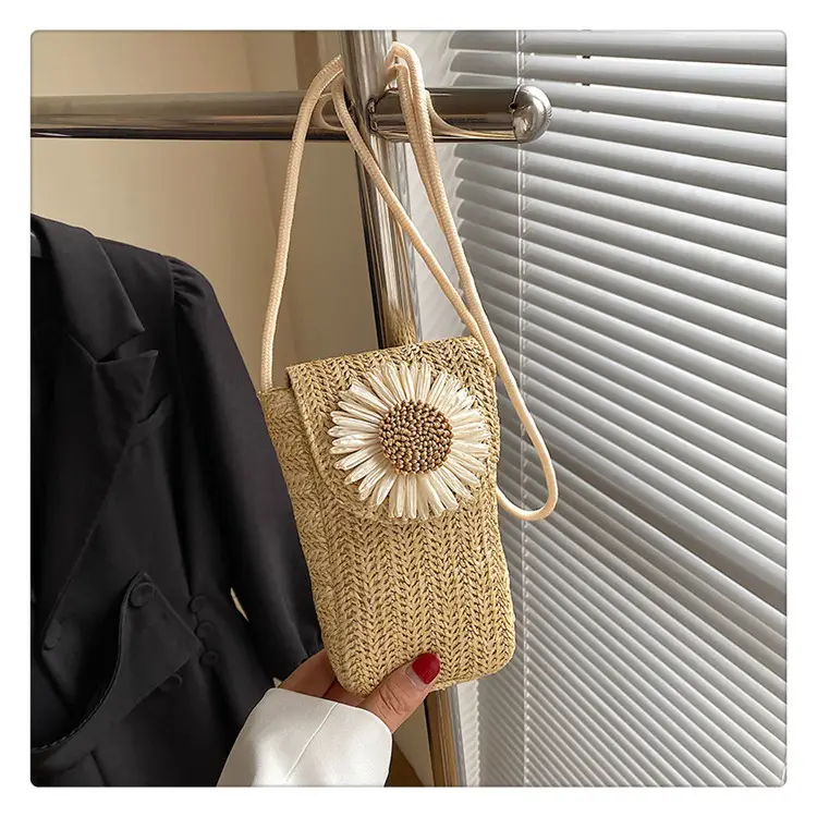 Women's Straw Flower Crossbody Bag Beige — feature 20