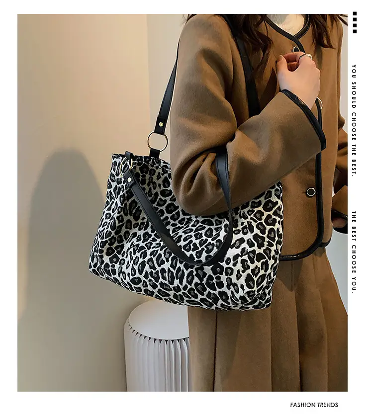 Leopard Canvas Shoulder Bag Large Capacity Women's Tote — feature 1