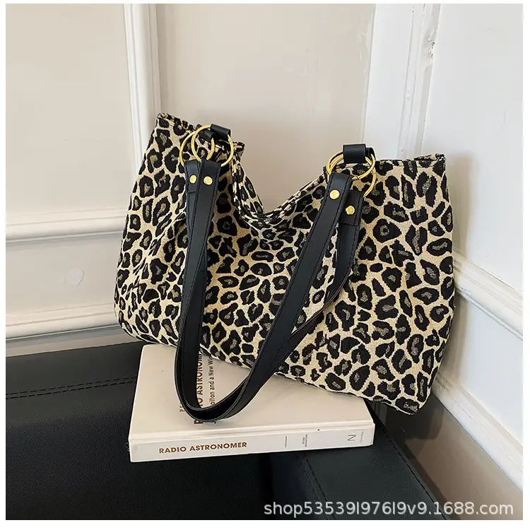 Leopard Canvas Shoulder Bag Large Capacity Women's Tote — feature 12