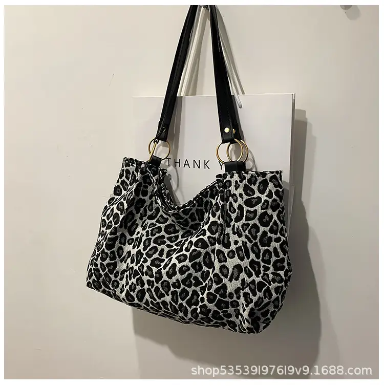 Leopard Canvas Shoulder Bag Large Capacity Women's Tote — feature 16