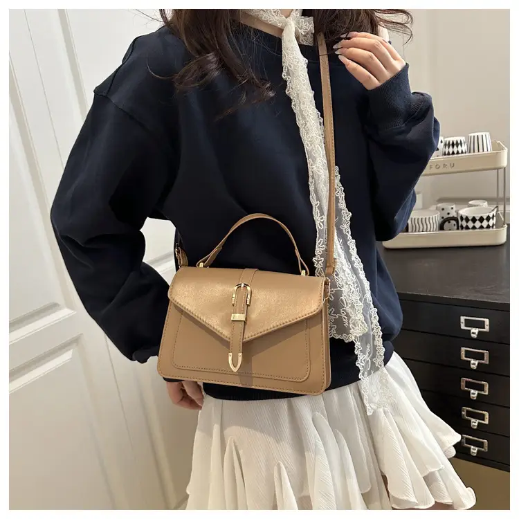 Women's White Square Shoulder Bag 2025 Summer — feature 13