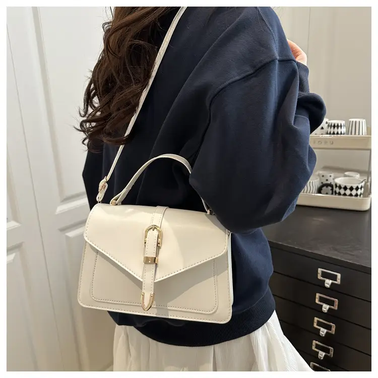 Women's White Square Shoulder Bag 2025 Summer — feature 9