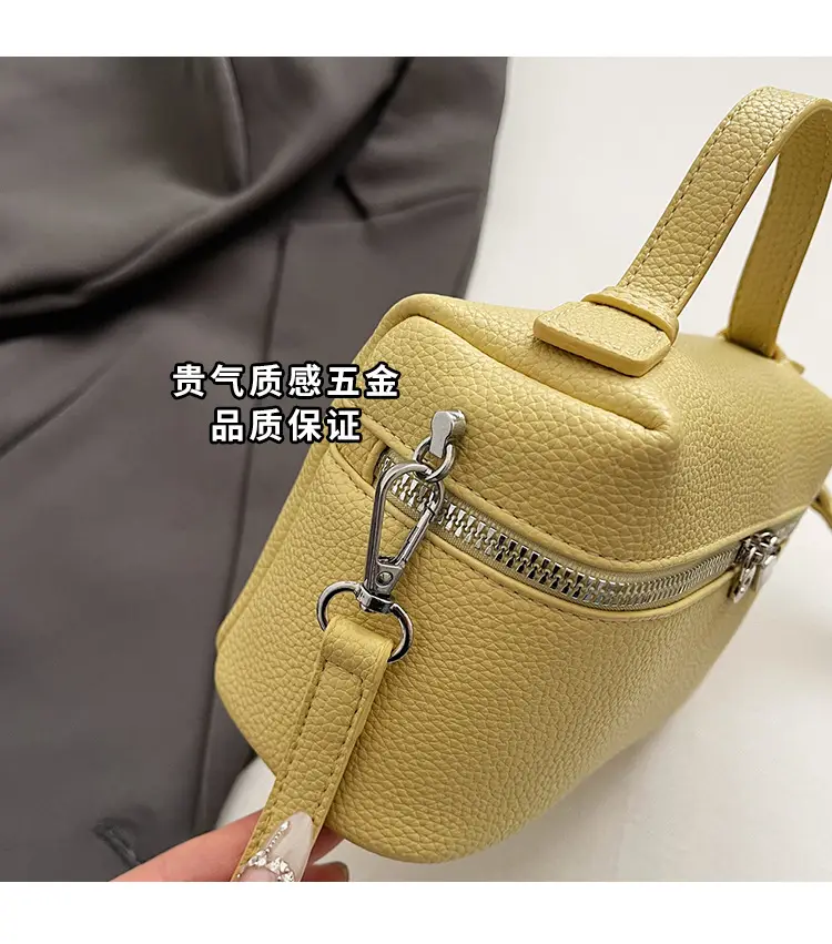 Black Leather Shoulder Bag for Women 2026 — feature 5