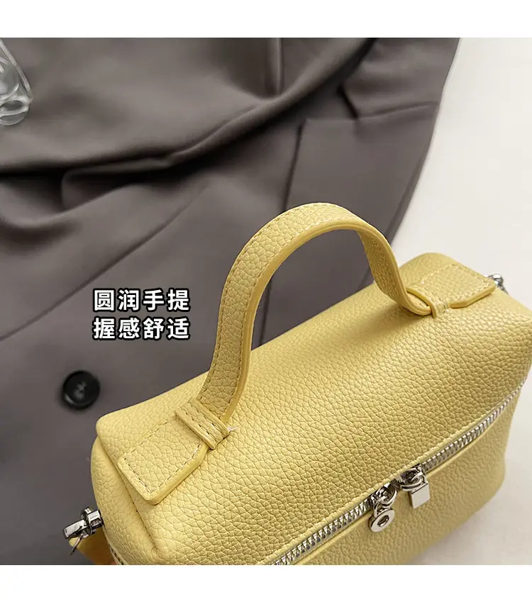 Black Leather Shoulder Bag for Women 2026 — feature 6
