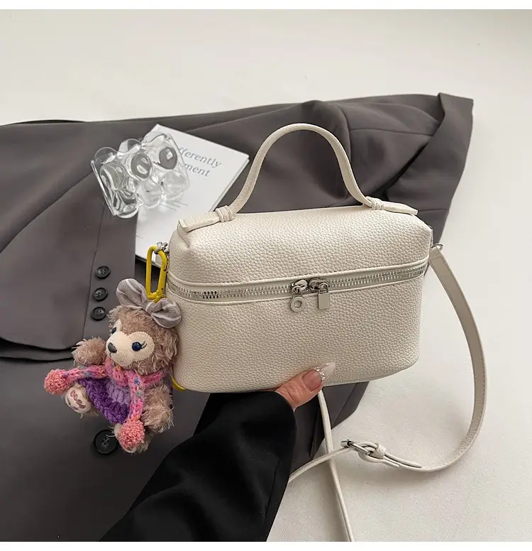 Black Leather Shoulder Bag for Women 2026 - Image 4