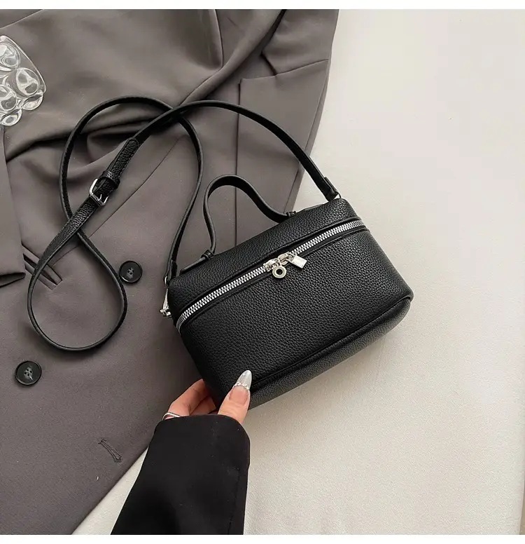 Black Leather Shoulder Bag for Women 2026 - Image 5