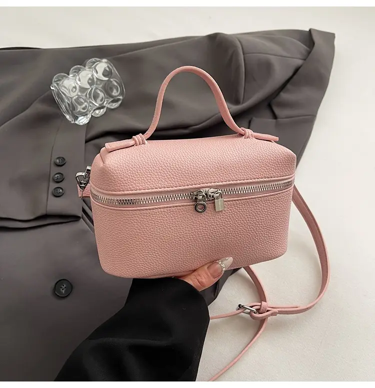 Black Leather Shoulder Bag for Women 2026 - Image 7