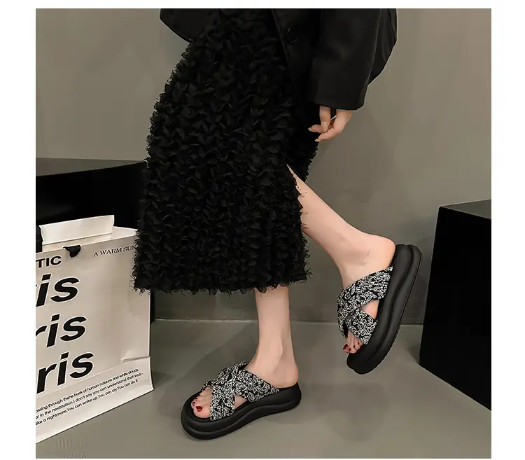 New Chinese Style Women Sandals Platform Thick Bottom Beach Slippers — feature 11