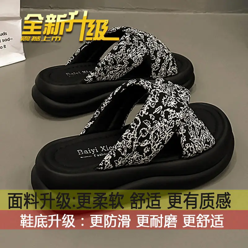New Chinese Style Women Sandals Platform Thick Bottom Beach Slippers - Image 2