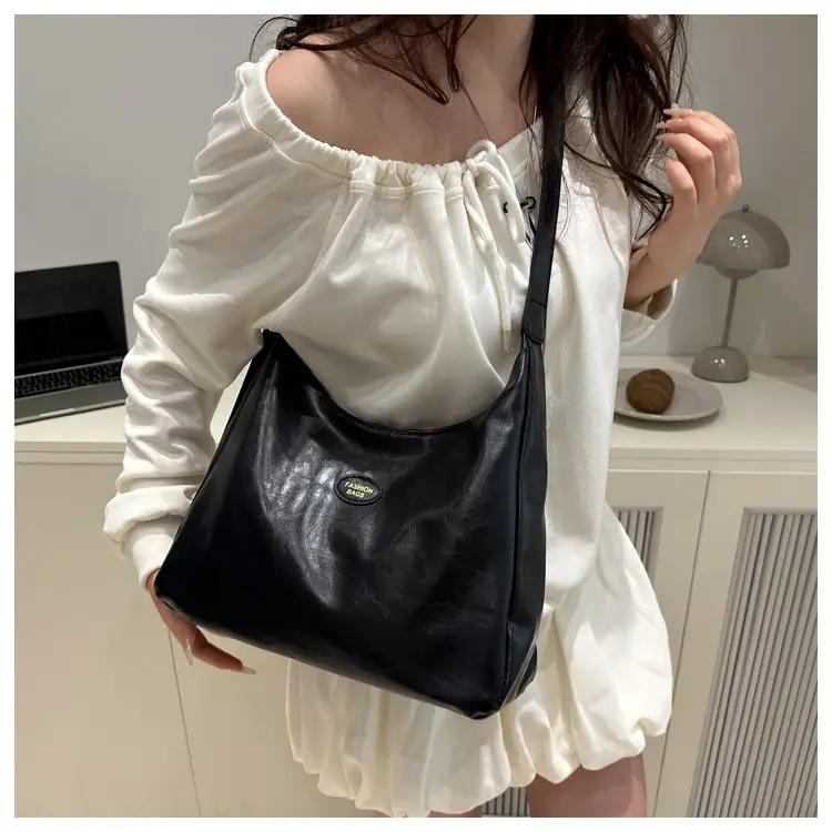 Brown Leather Shoulder Bag for Women 2025 Commuter — feature 20