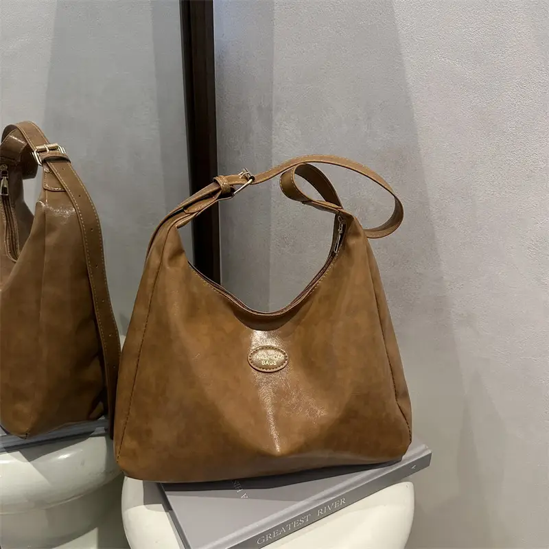 Brown Leather Shoulder Bag for Women 2025 Commuter - Image 2