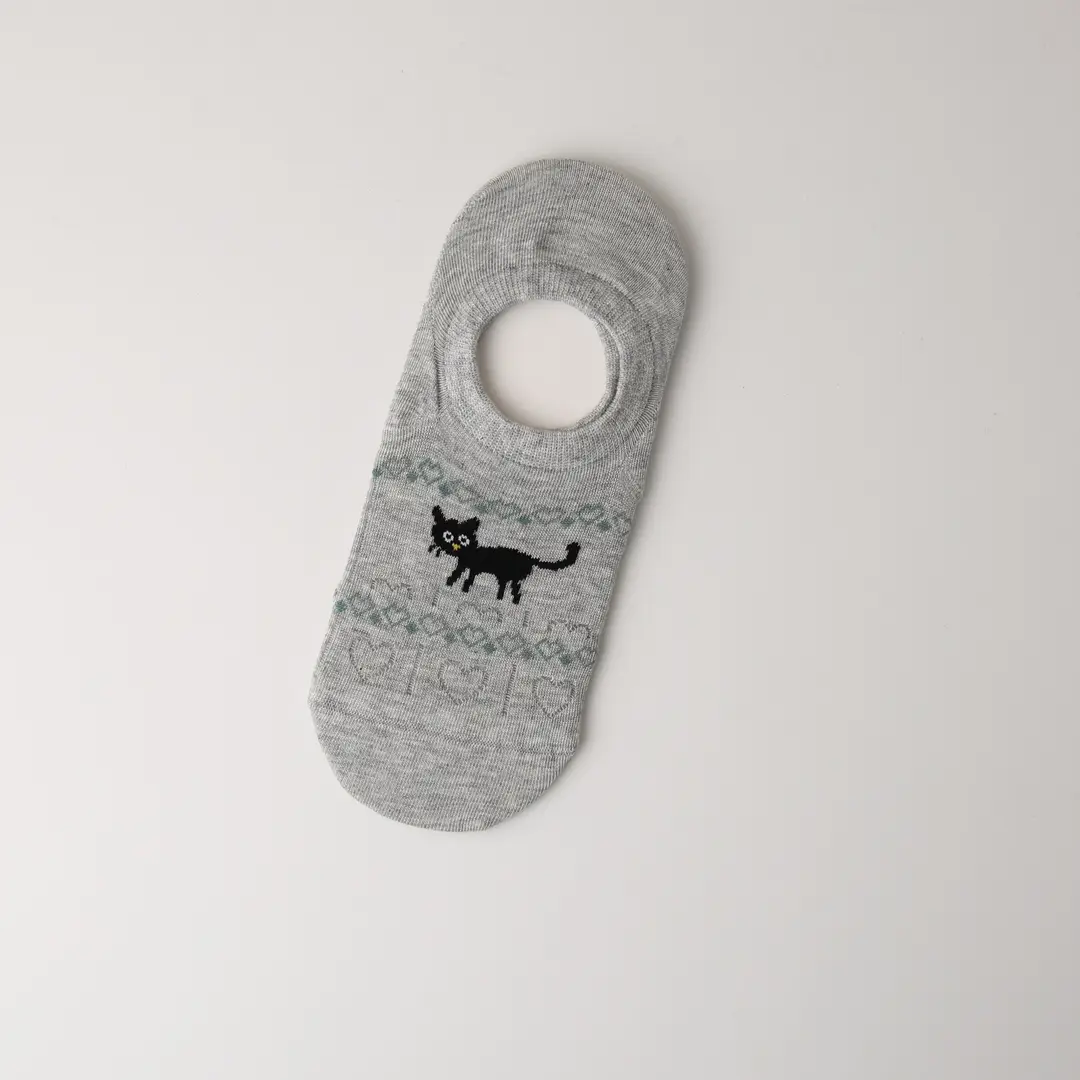 Spring and Summer Socks Women's Socks South Korea Boneless Socks Ultra-thin Silicone Shallow Mouth Boat Socks Fairisland Ins Style Invisible Socks