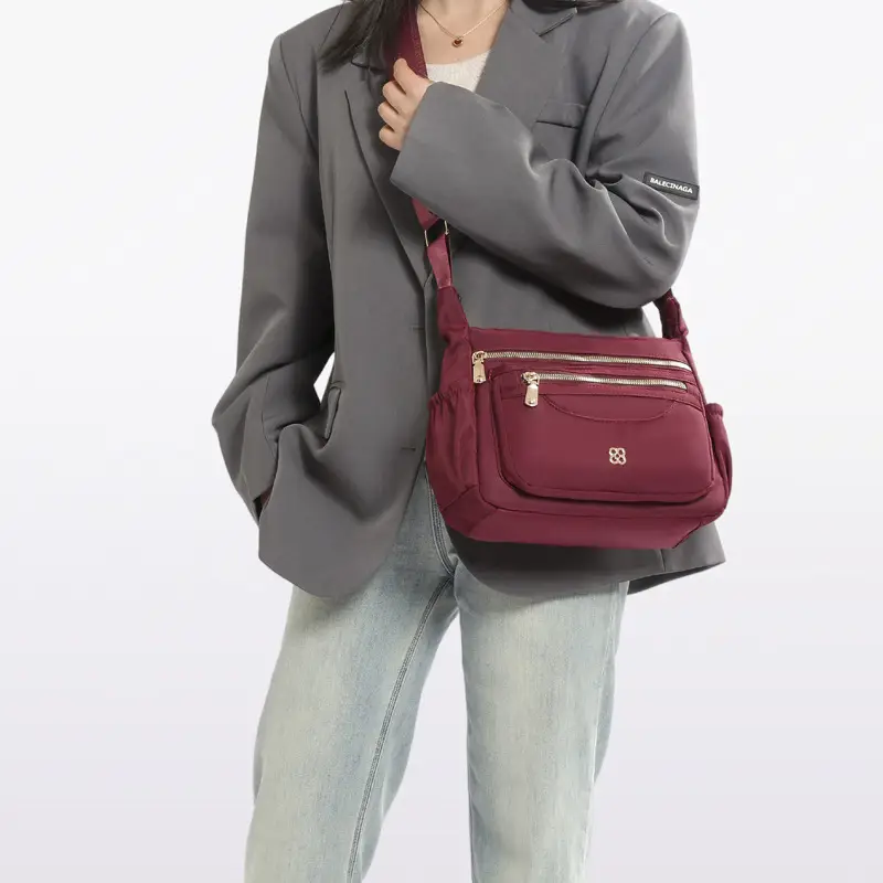 Black Multi-Compartment Women's Shoulder Bag — feature 7