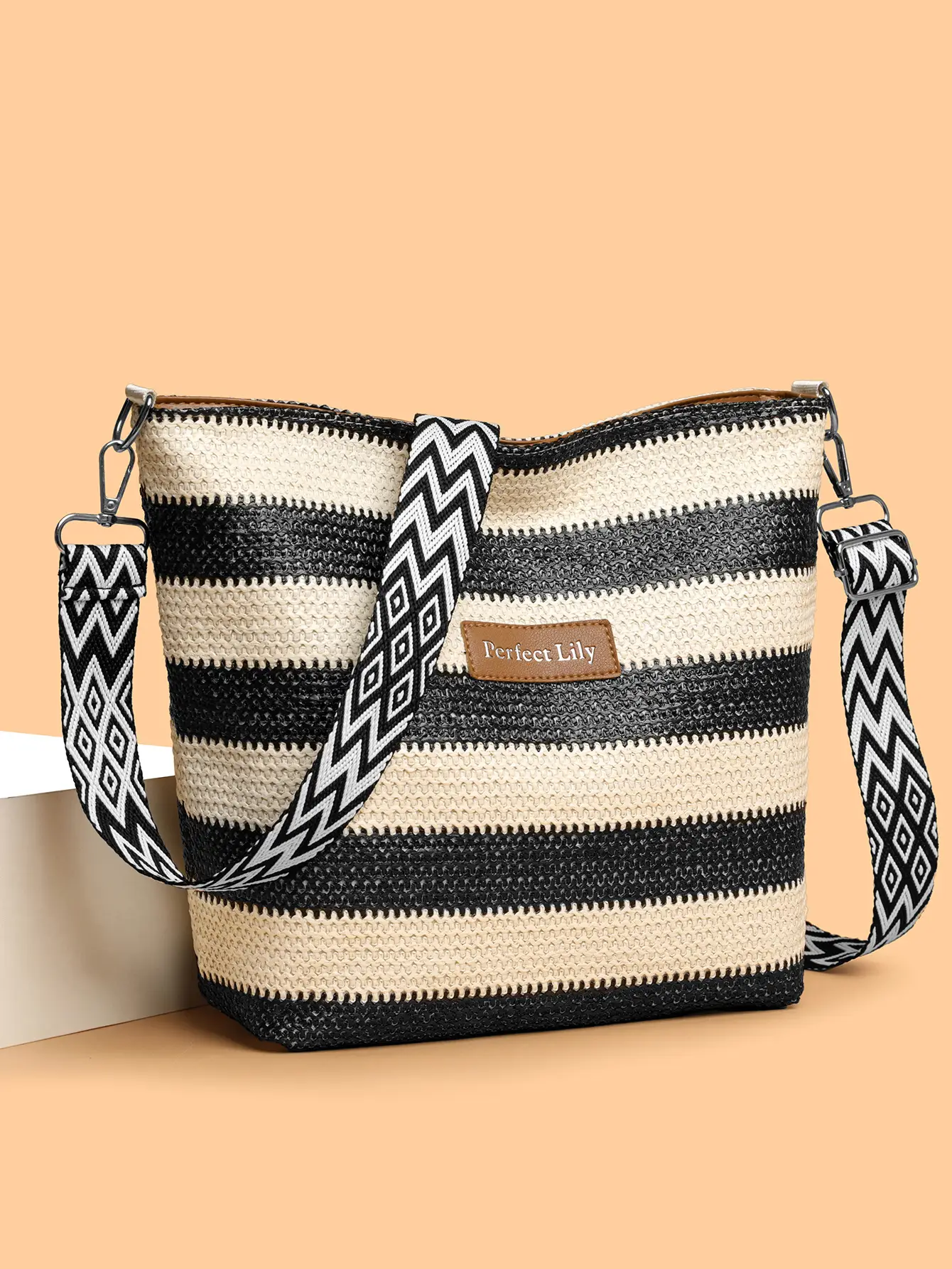 Women's Striped Crossbody Bag Casual Trendy Large Capacity — feature 3