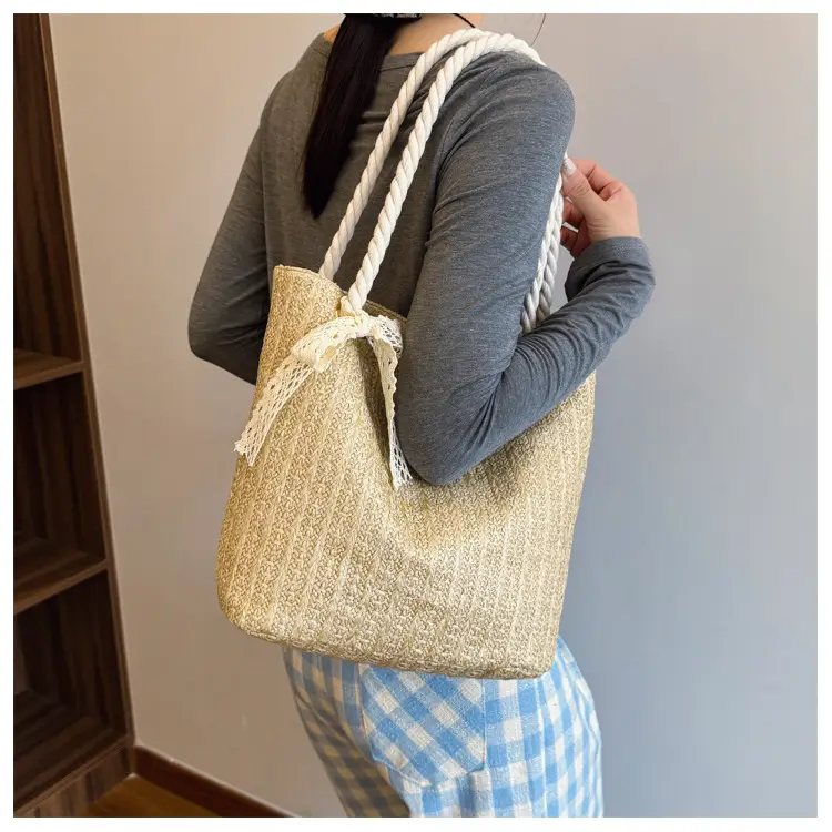 Women's Pastoral Woven Straw Shoulder Bag Large Capacity — feature 12