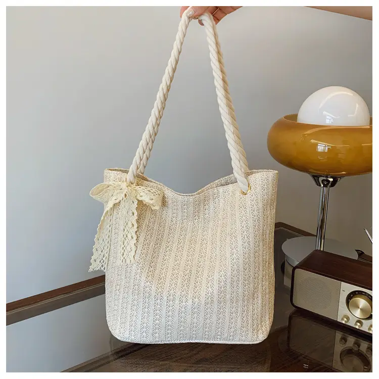 Women's Pastoral Woven Straw Shoulder Bag Large Capacity — feature 26
