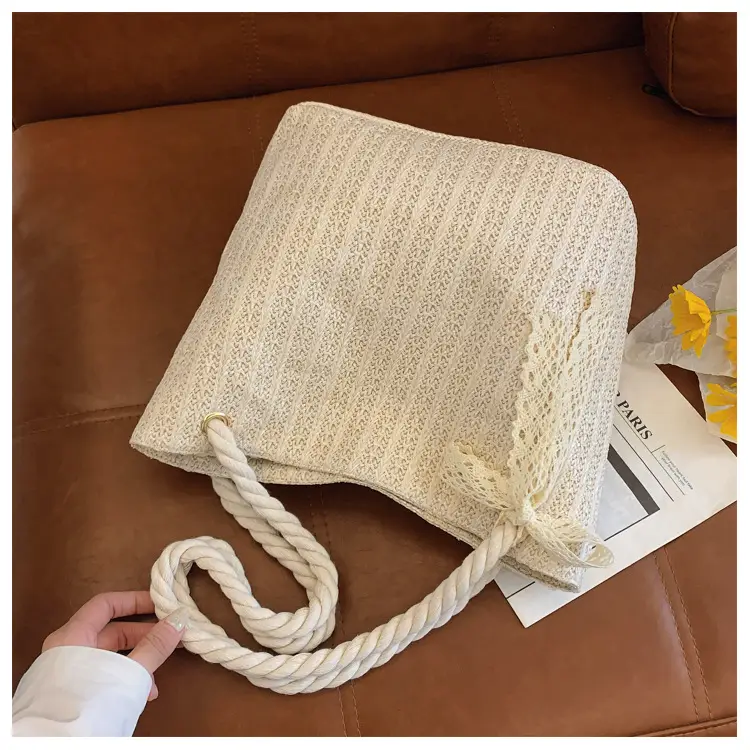 Women's Pastoral Woven Straw Shoulder Bag Large Capacity — feature 33